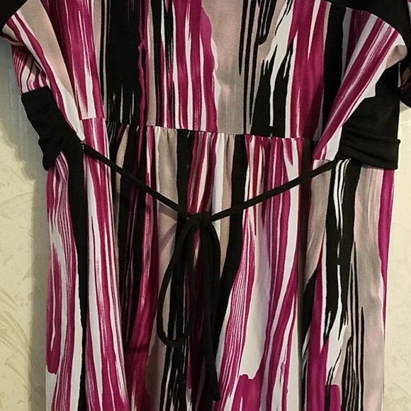 Top - Picture 4 of 4